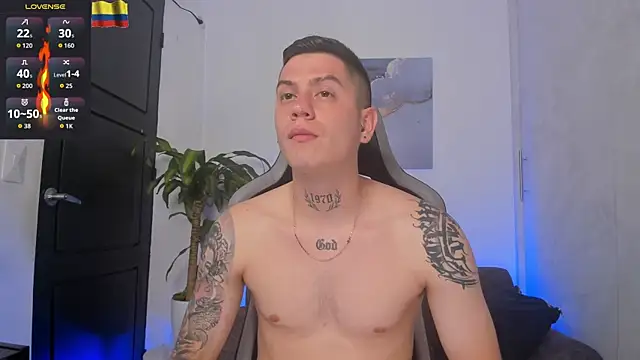 Yeiko Romero  online show from 11-25-25, 05:57