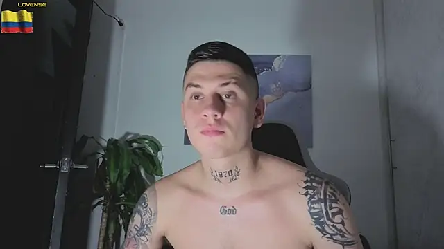 Yeiko Romero  online show from 04-10-26, 08:16