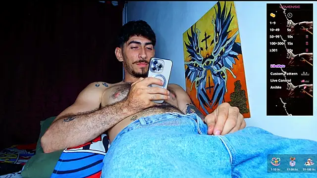 Thomass00 online show from 11-18-25, 12:15