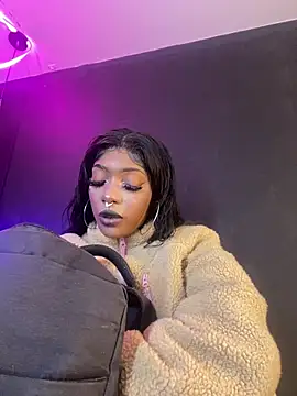 Snapshot of TIFFANYYSTAR chatting on 09-17-25, 01:57 TIFFANYYSTAR online show from 09-17-25, 01:57
