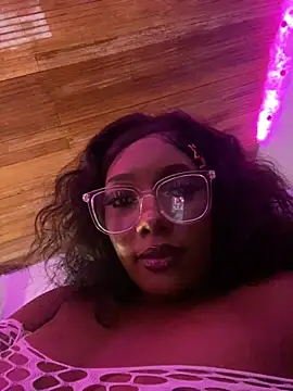 TIFFANYYSTAR online show from 06-03-26, 02:33