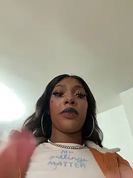 Snapshot of TIFFANYYSTAR chatting on 09-19-25, 01:59 TIFFANYYSTAR online show from 09-19-25, 01:59