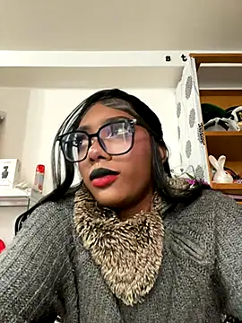 TIFFANYYSTAR online show from 12-05-25, 12:48