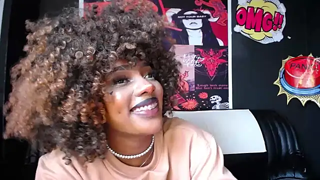 Snapshot of TIFFANYYSTAR chatting on 02-25-25, 08:00 TIFFANYYSTAR online show from 02-25-25, 08:00