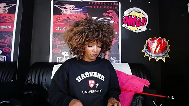 Snapshot of TIFFANYYSTAR chatting on 02-19-25, 02:01 TIFFANYYSTAR online show from 02-19-25, 02:01