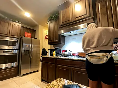 wynterheat online show from 12-15-25, 03:56