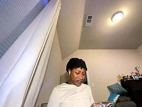 wynterheat online show from 12-19-25, 05:10