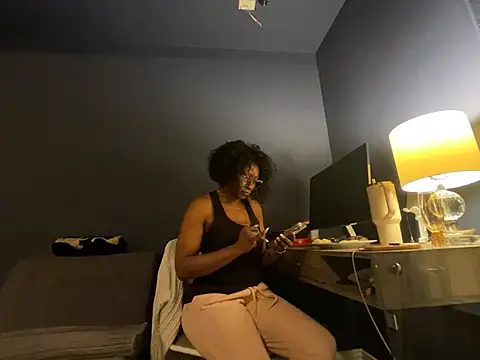 wynterheat online show from 04-06-26, 01:45