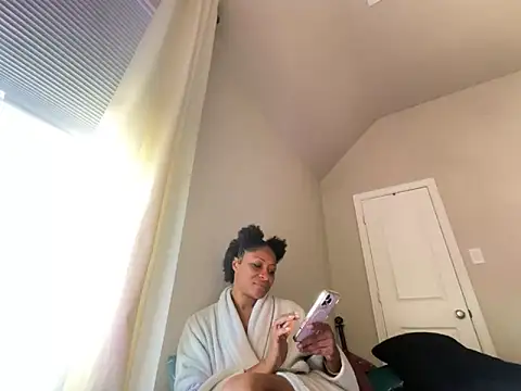 wynterheat online show from 11-08-25, 05:27