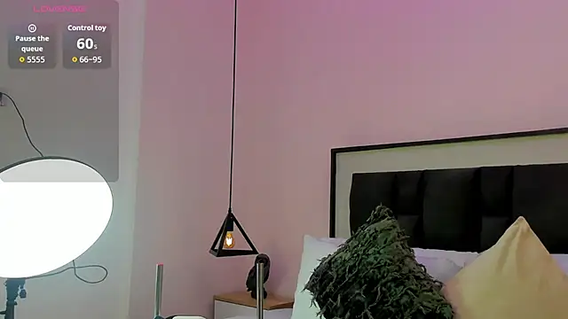 Ayla martinez online show from 10-04-25, 02:02