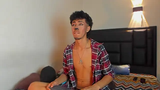 Snapshot of RyanRizzo chatting on 10-30-25, 12:47 RyanRizzo online show from 10-30-25, 12:47