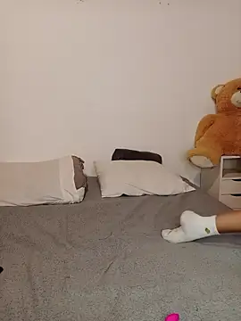 apriilhot online show from 05-16-26, 01:48