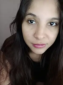 apriilhot online show from 06-12-26, 01:58