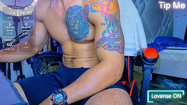 Snapshot of Rich_boy01 chatting on 03-13-26, 05:18 Rich boy01 online show from 03-13-26, 05:18