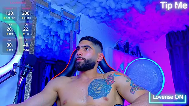 Snapshot of Rich_boy01 chatting on 04-14-26, 12:15 Rich boy01 online show from 04-14-26, 12:15