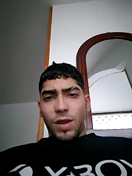 Snapshot of Rich_boy01 chatting on 02-18-25, 10:58 Rich boy01 online show from 02-18-25, 10:58