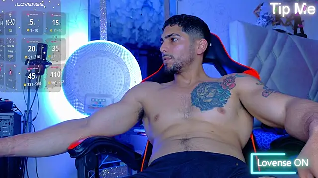 Rich boy01 online show from 11-16-25, 03:06