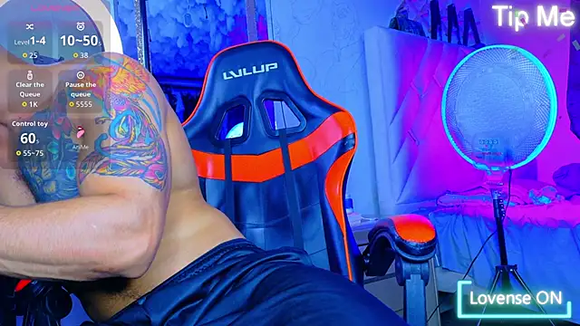 Snapshot of Rich_boy01 chatting on 03-28-26, 03:29 Rich boy01 online show from 03-28-26, 03:29