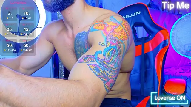 Snapshot of Rich_boy01 chatting on 03-20-26, 01:39 Rich boy01 online show from 03-20-26, 01:39