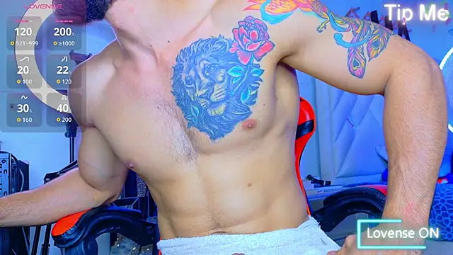 Snapshot of Rich_boy01 chatting on 03-08-26, 10:46 Rich boy01 online show from 03-08-26, 10:46