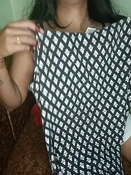 PUNAM BABY1 online show from 10-18-25, 06:54