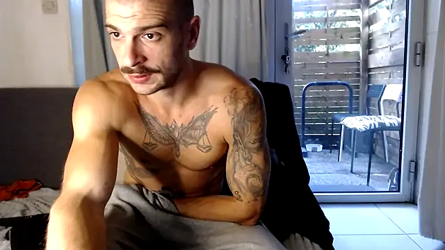 Greyoff online show from 10-04-25, 02:18