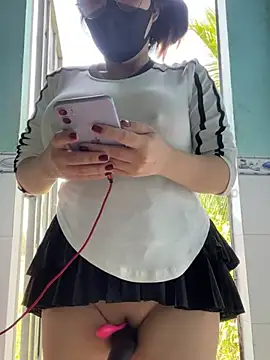 Bella cum online show from 03-14-25, 07:48