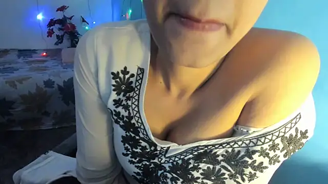 aarjulove online show from 11-04-25, 07:12