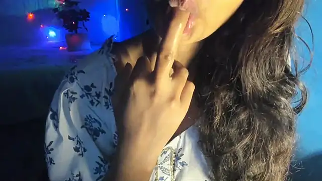 aarjulove online show from 10-27-25, 08:43