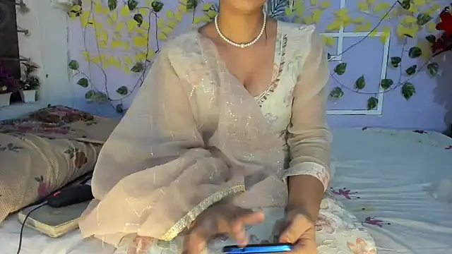 aarjulove online show from 04-29-26, 04:33