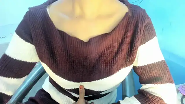 aarjulove online show from 12-18-25, 12:20