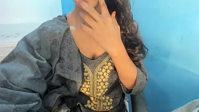 aarjulove online show from 01-11-26, 10:11