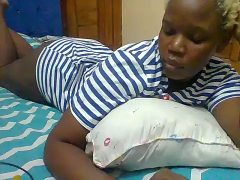 Bootylicious- online show from 11-22-25, 10:41