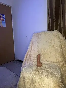 Snapshot of Leslydeleon23 chatting on 02-02-25, 06:04 Leslydeleon23 online show from 02-02-25, 06:04