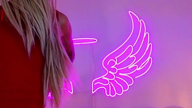  scarletmoore online show from 09-27-25, 10:32