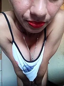 Nandasant09 online show from 10-15-25, 08:17