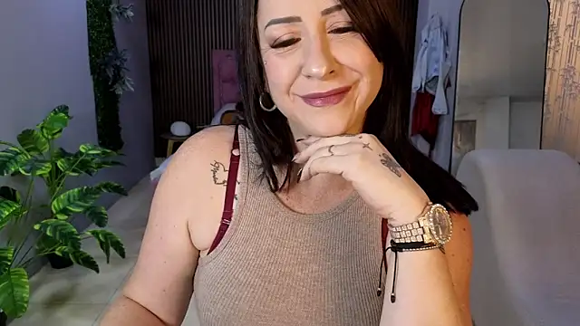 camil milfdream online show from 05-09-26, 11:02