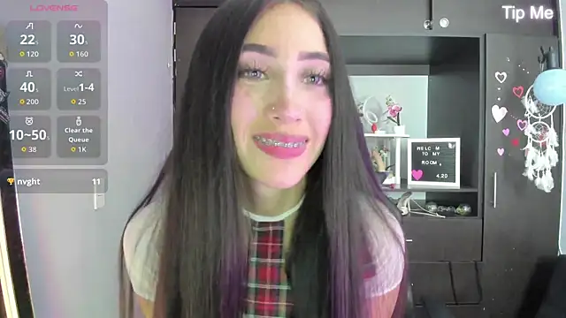 Emilytafur online show from 10-07-25, 06:20