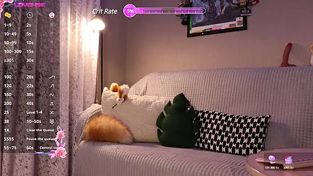 Snapshot of mari_moon_bunny chatting on 01-18-25, 02:23 mari moon bunny online show from 01-18-25, 02:23
