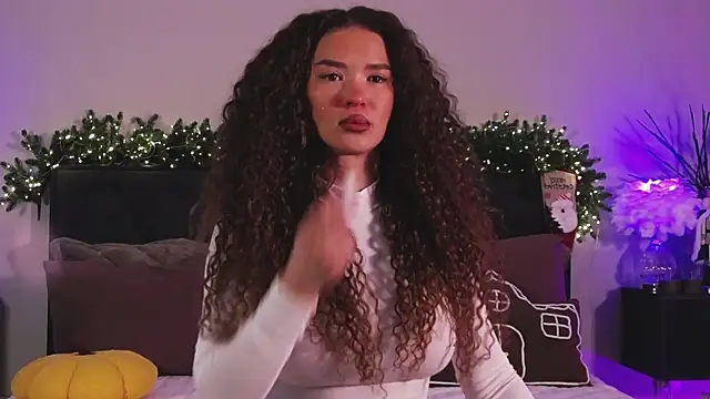 Snapshot of Denise_Garciia chatting on 01-17-26, 11:25 Denise Garciia online show from 01-17-26, 11:25