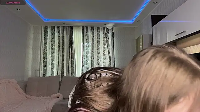 Snapshot of WiloneDimmick chatting on 05-10-26, 09:24 WiloneDimmick online show from 05-10-26, 09:24