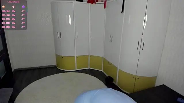 Snapshot of WiloneDimmick chatting on 02-18-26, 07:39 WiloneDimmick online show from 02-18-26, 07:39