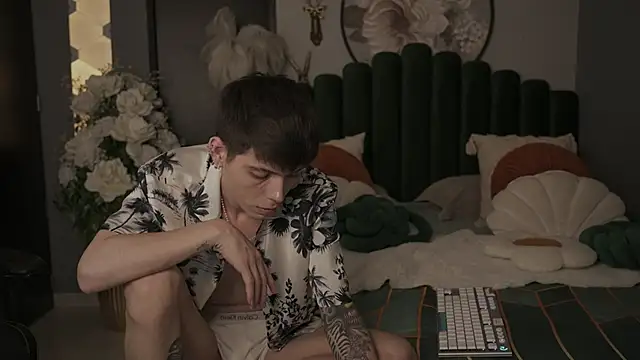 Snapshot of IsmaelRichardson chatting on 03-21-25, 08:08 IsmaelRichardson online show from 03-21-25, 08:08