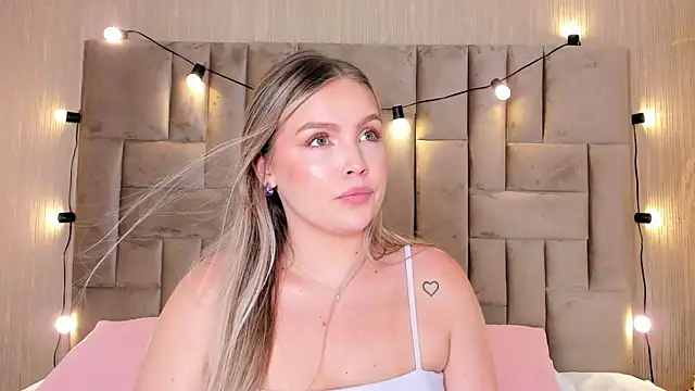 GaiaBaker online show from 10-04-25, 01:40