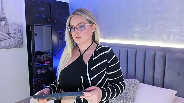 GaiaBaker online show from 11-28-25, 01:55