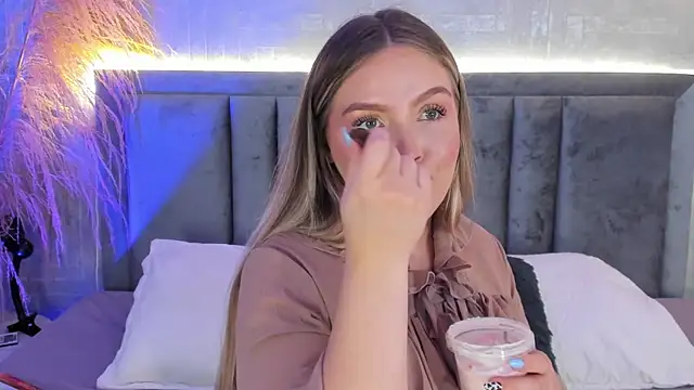 GaiaBaker online show from 10-23-25, 05:22