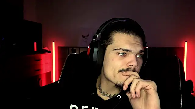 JordanShow online show from 11-28-25, 03:01