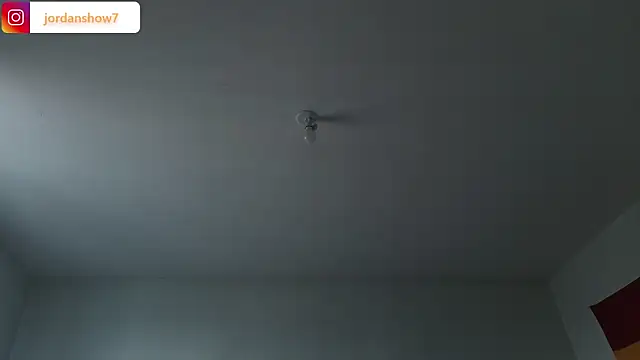 Snapshot of JordanShow chatting on 04-29-26, 05:30 JordanShow online show from 04-29-26, 05:30