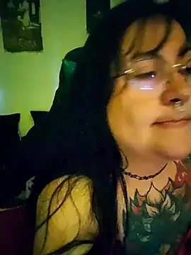 l1la Rav3n online show from 11-08-25, 02:48