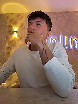 Logan smith1 online show from 11-21-25, 08:02